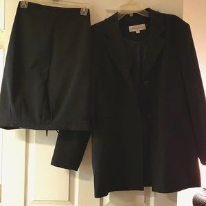 2 piece black pants suit